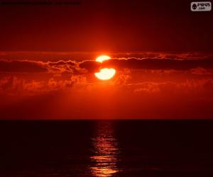 Puzzle Ηλιοβασίλεμα στη θάλασσα